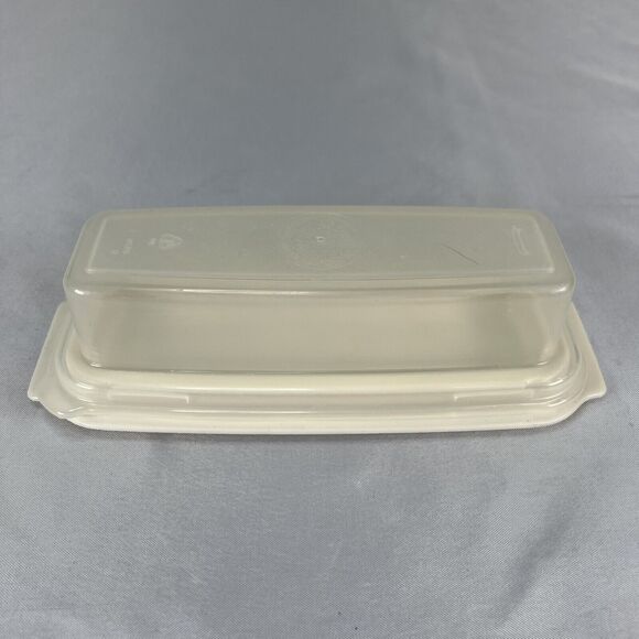 Vintage Rubbermaid Butter Dish Almond Sheer 0477 Keeper Saver - Picture 3 of 5